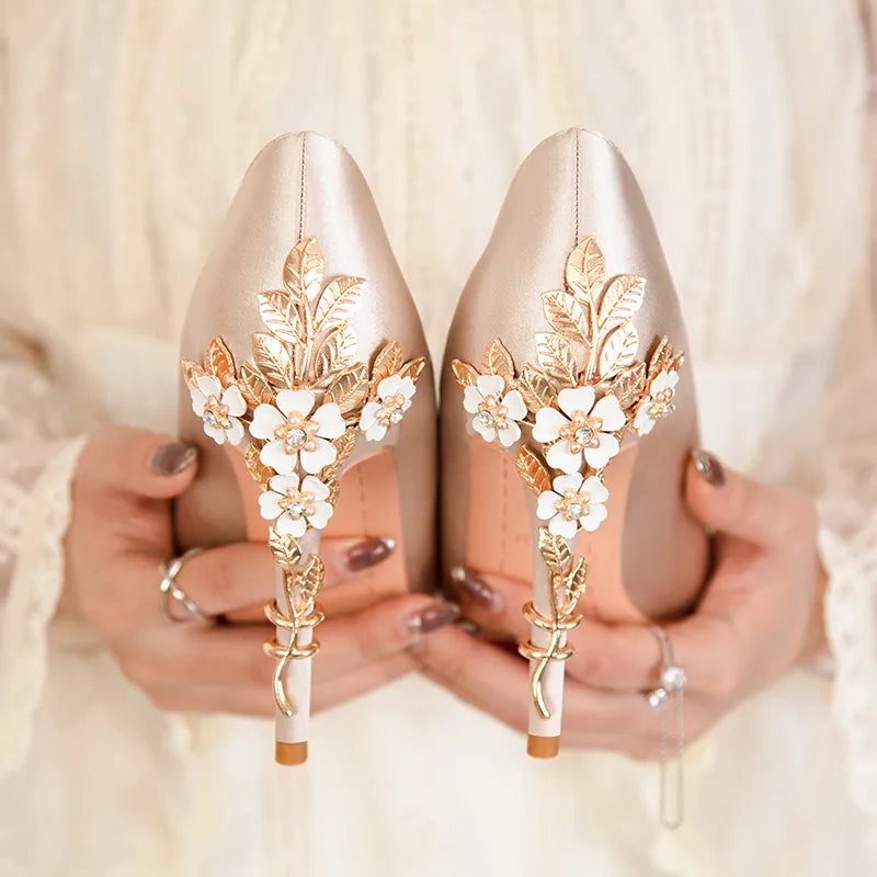 Classic Vintage Heels with a Flattering Fit