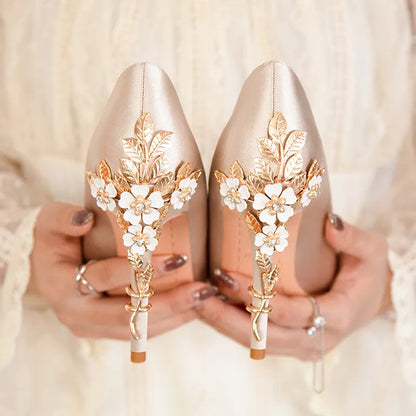Classic Vintage Heels with a Flattering Fit