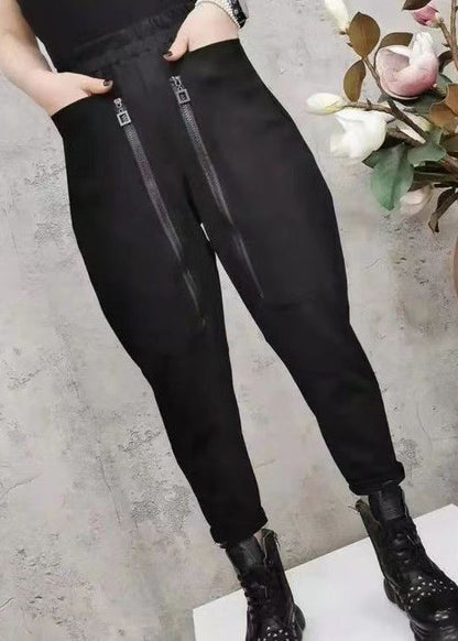 Elegantly Styled Pants for Everyday Wear
