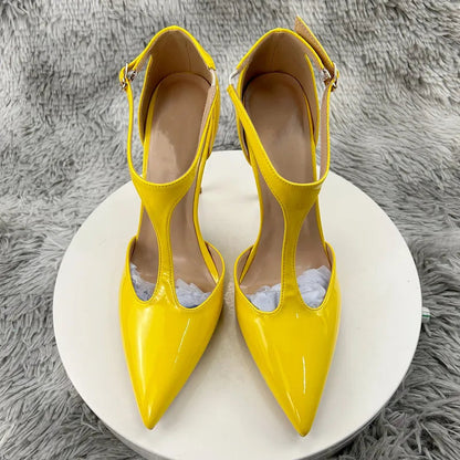 Effortlessly Elegant Shoes with a Timeless Design