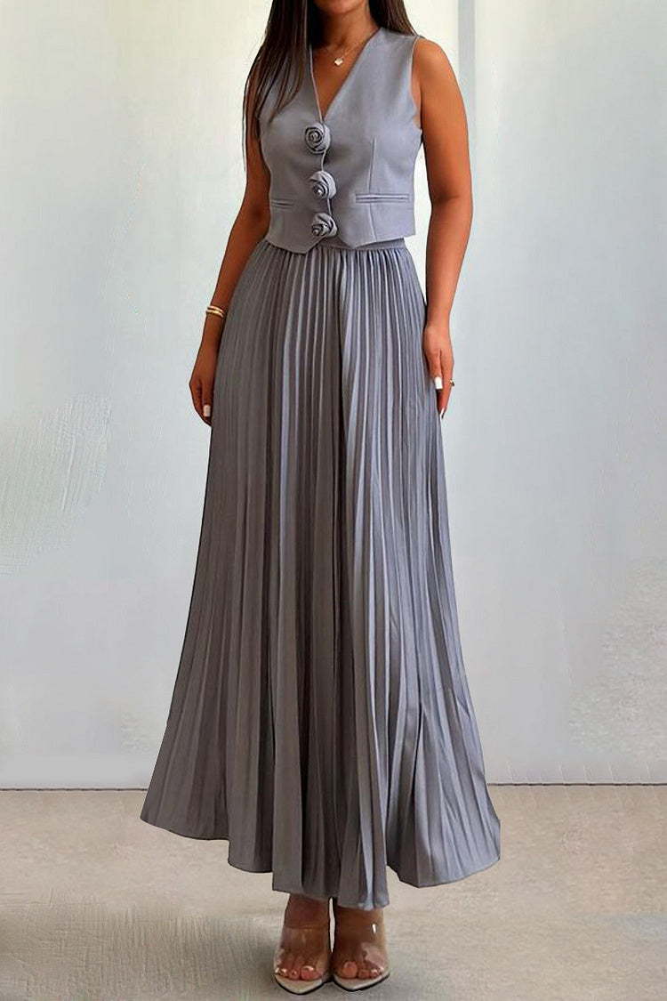 Gracefully Styled Garment for Any Occasion