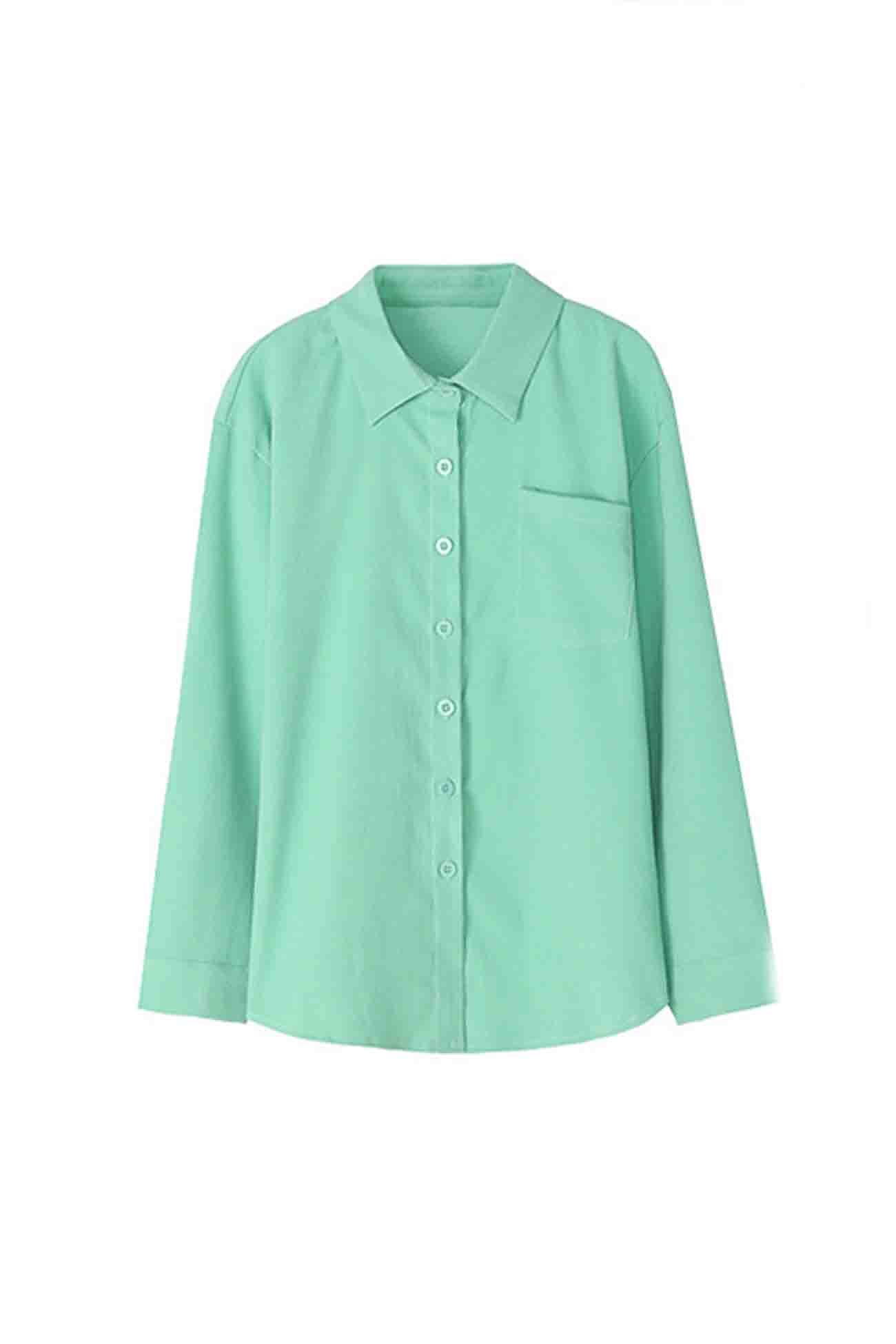Well Tailored Blouse with a Graceful Silhouette