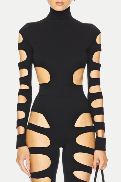 Effortlessly Elegant Garment with a Timeless Design
