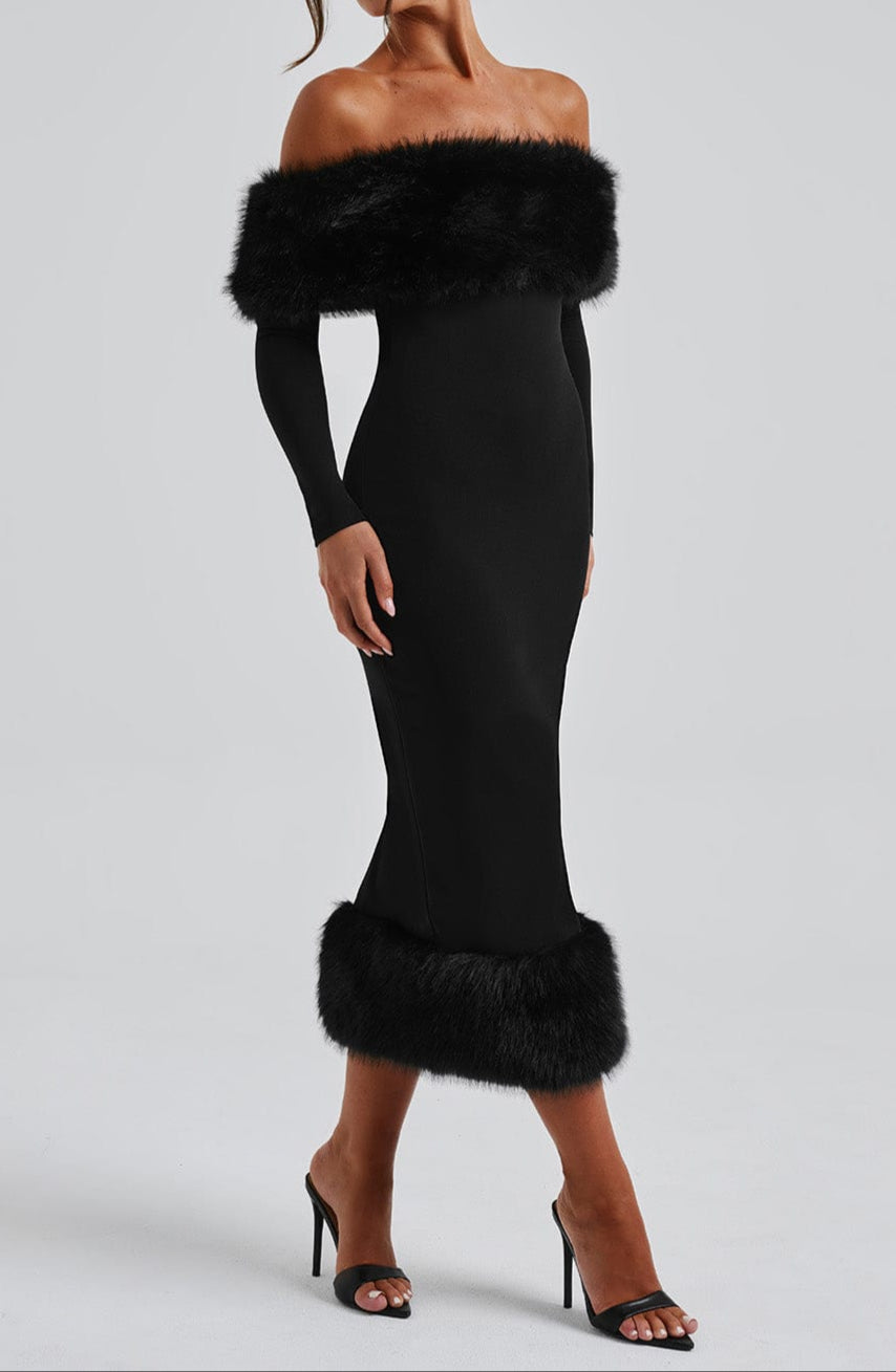 Classic Vintage Dress with a Flattering Fit