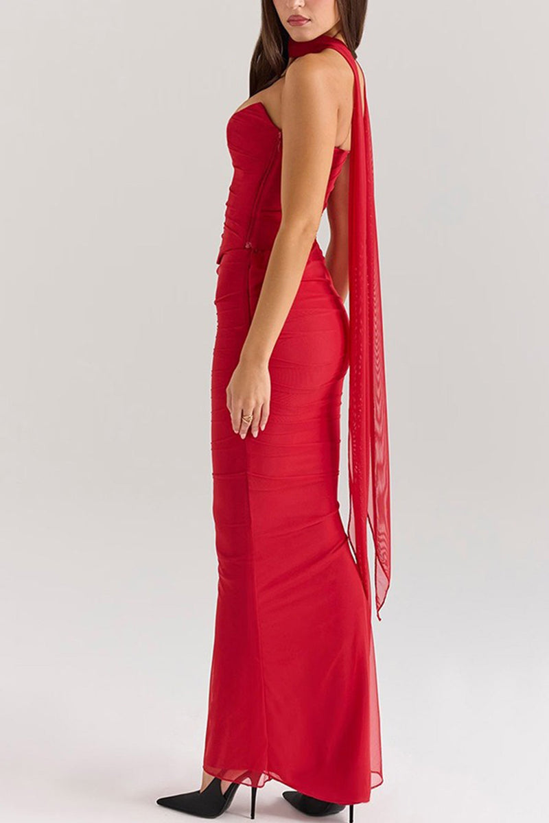 Beautifully Finished Garment in a Timeless Design
