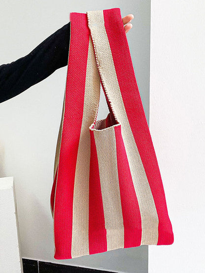Well Tailored Bag with a Graceful Silhouette