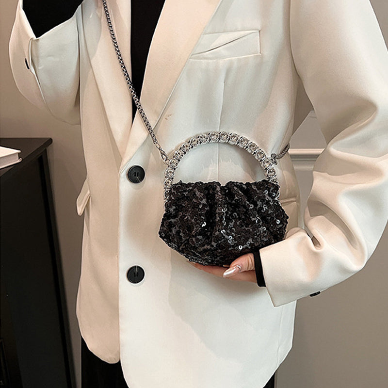 Gracefully Styled Bag for Any Occasion