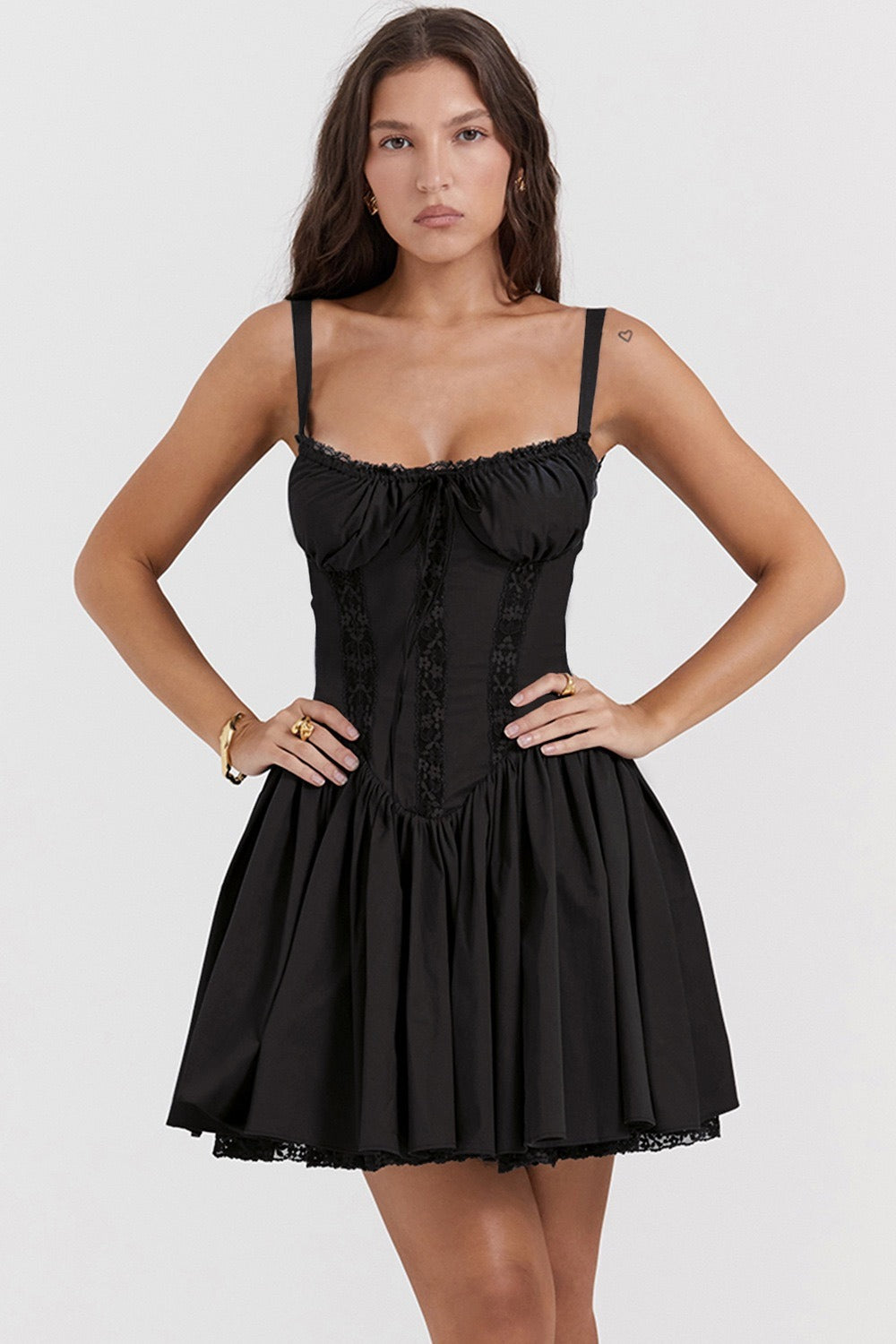 Polished Dress with an Effortless Classic Look