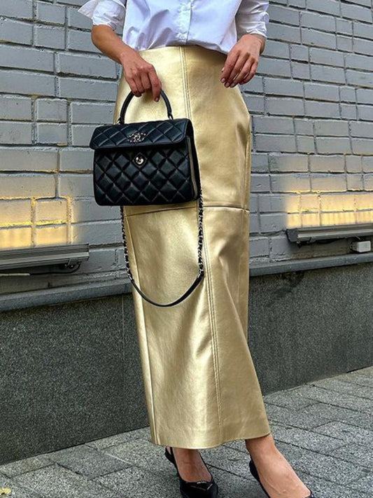 Polished Garment with an Effortless Classic Look