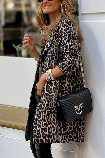 Polished Coat with an Effortless Classic Look