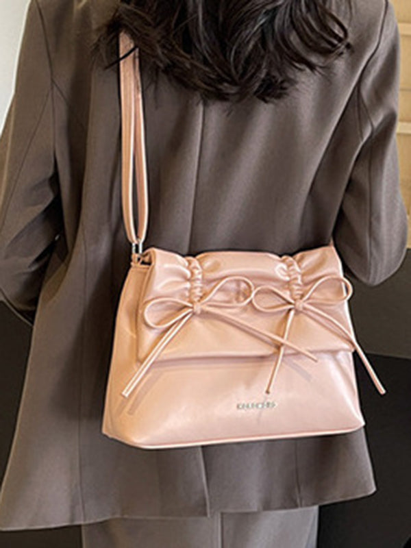 Elegantly Styled Bag for Everyday Wear