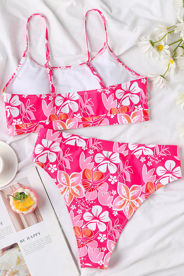 Beautifully Finished Bikini in a Timeless Design