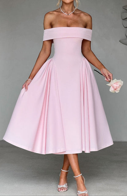 Classic Vintage & Enduringly Stylish Dress