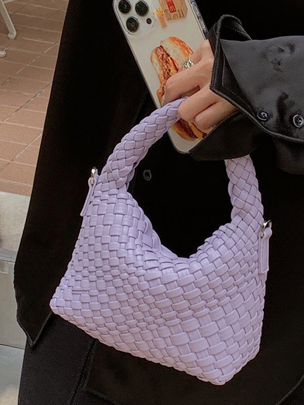 Beautifully Finished Bag in a Timeless Design