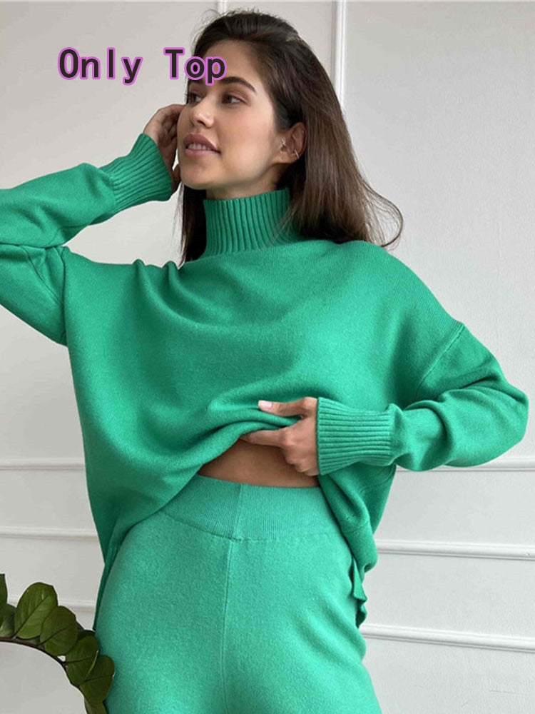 Sophisticated Garment with a Clean Classic Look