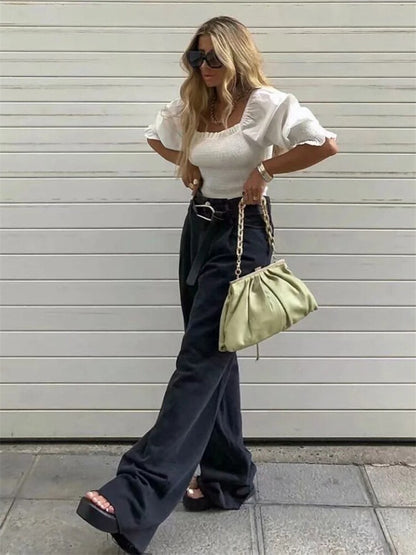 Beautifully Crafted Pants in a Classic Style