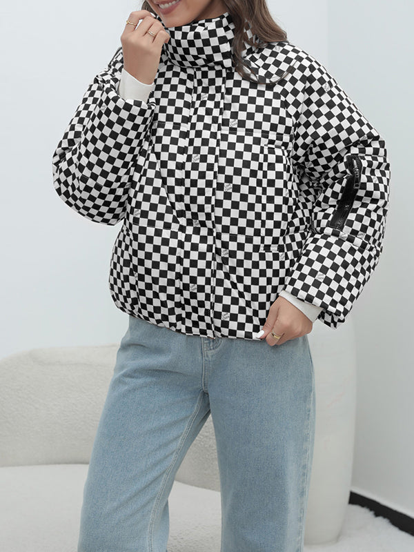 Beautifully Finished Coat in a Timeless Design
