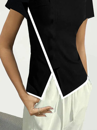 Effortlessly Elegant T-Shirt with a Timeless Design