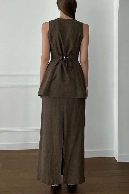 Beautifully Finished Garment in a Timeless Design