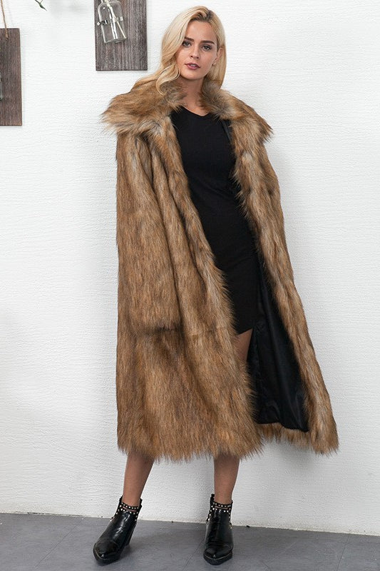 Gracefully Styled Coat for Any Occasion