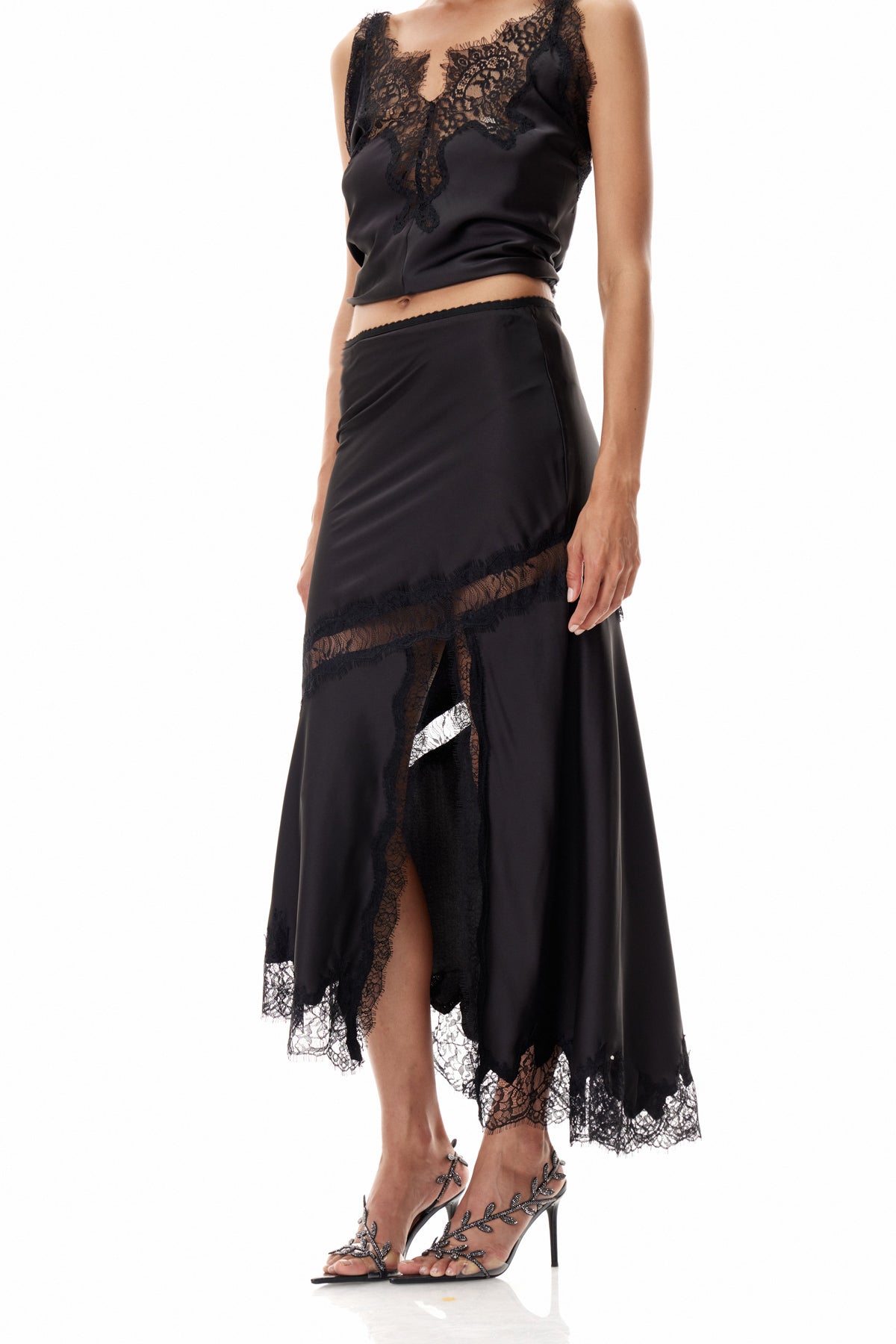 Sophisticated Garment with a Clean Classic Look