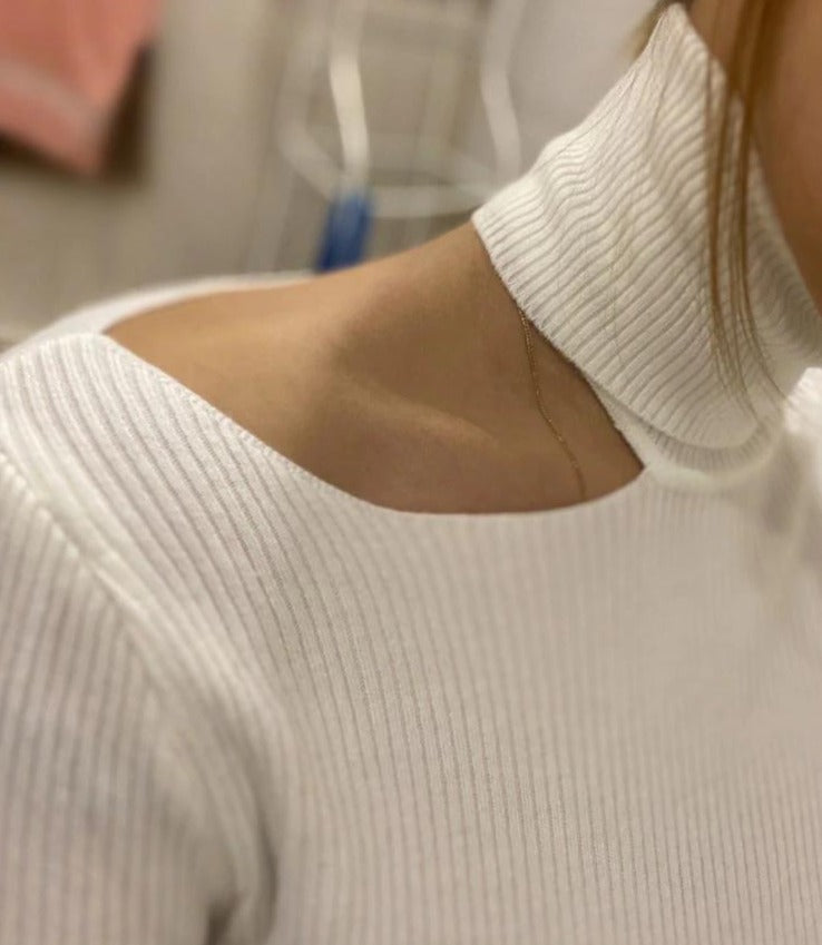 Beautifully Finished Sweater in a Timeless Design