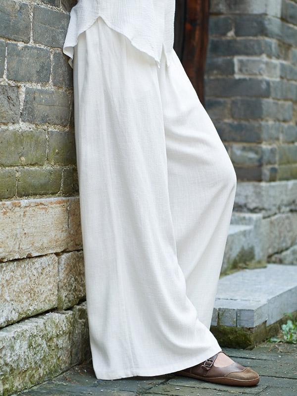 Classic Vintage Pants with a Flattering Fit