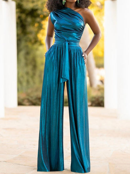 Well Tailored Garment with a Graceful Silhouette