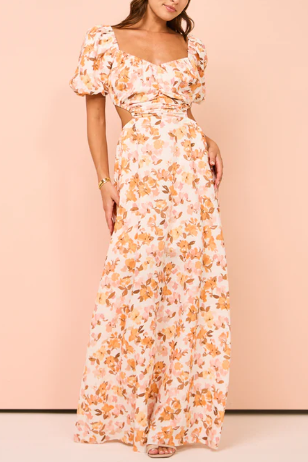Effortlessly Elegant Garment with a Timeless Design