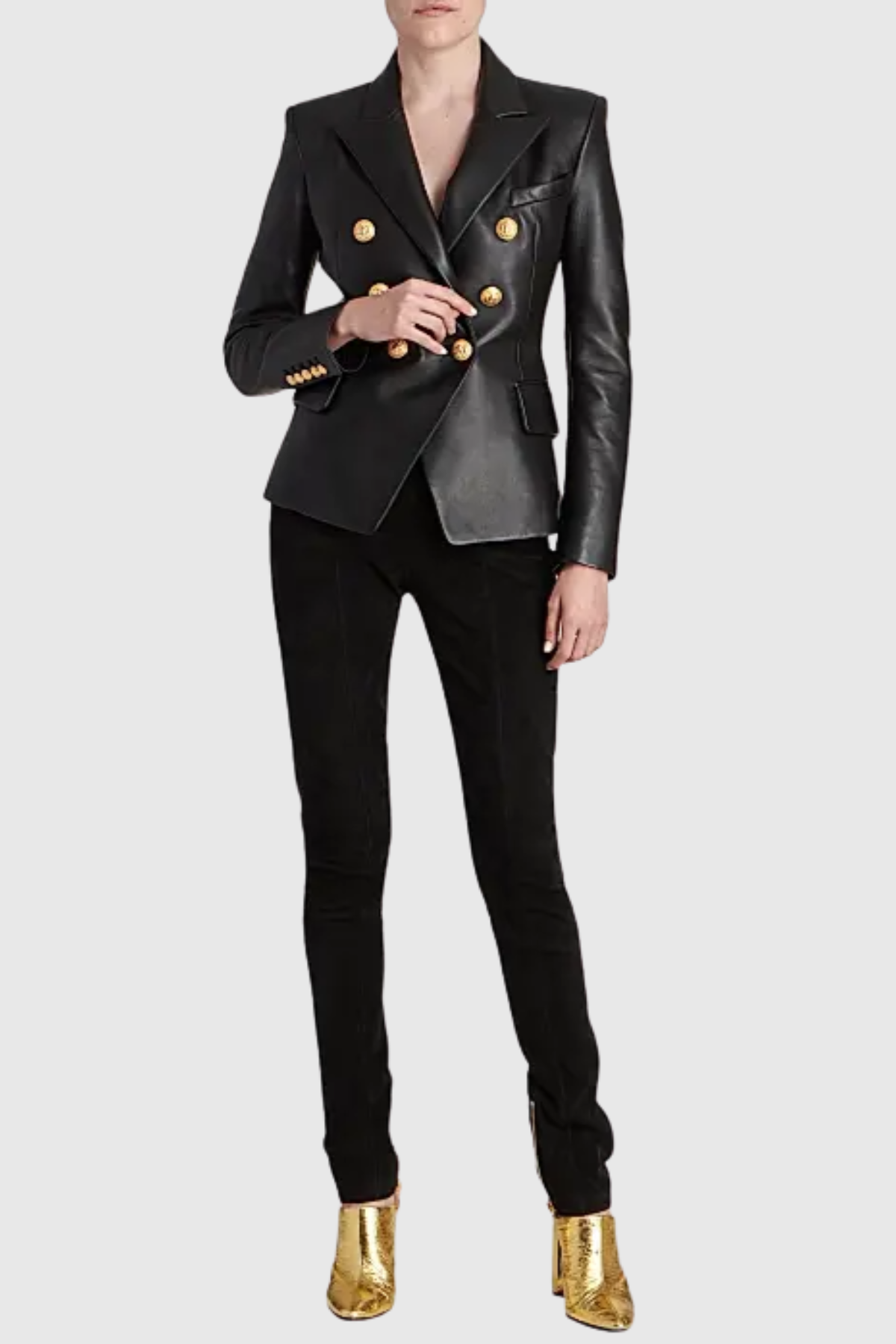 Effortlessly Elegant Garment with a Timeless Design