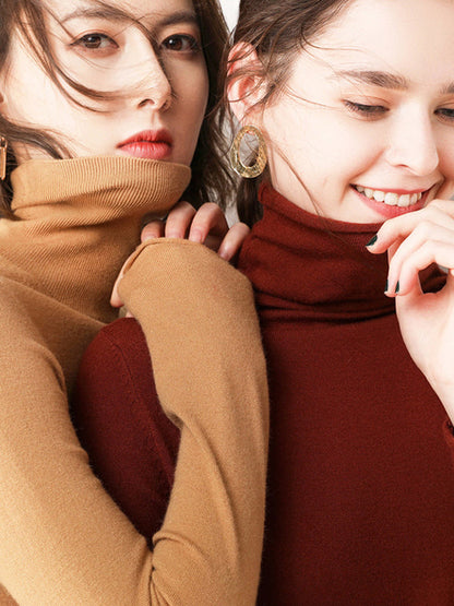 Classic Vintage Sweater with a Flattering Fit