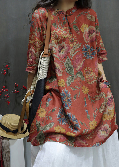 Effortlessly Elegant Top with a Timeless Design