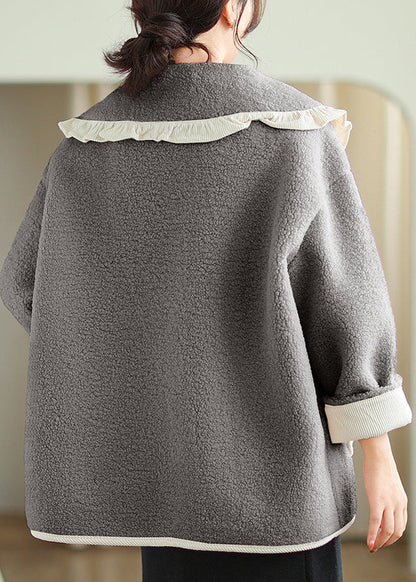 Beautifully Finished Coat in a Timeless Design