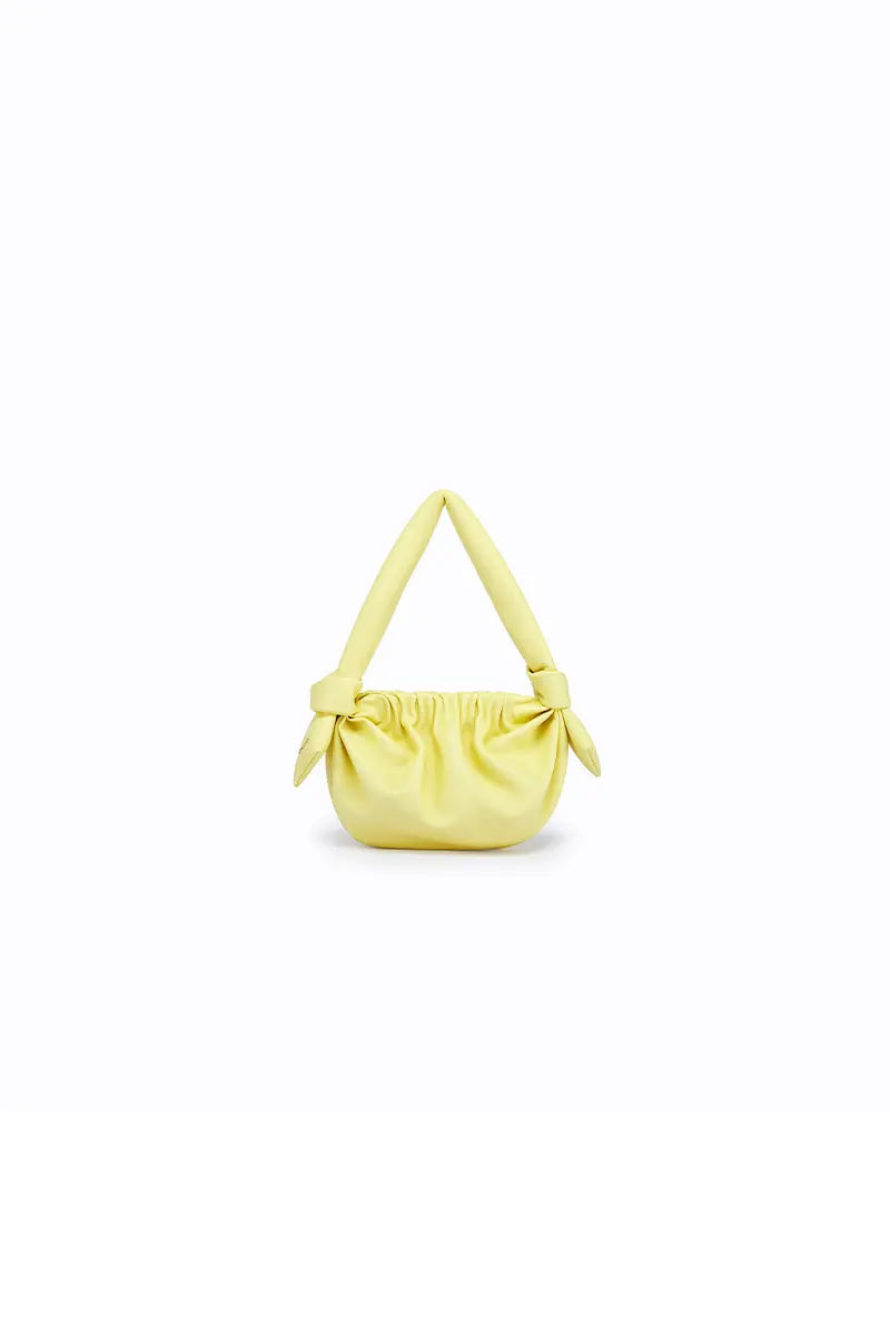 Gracefully Styled Bag for Any Occasion