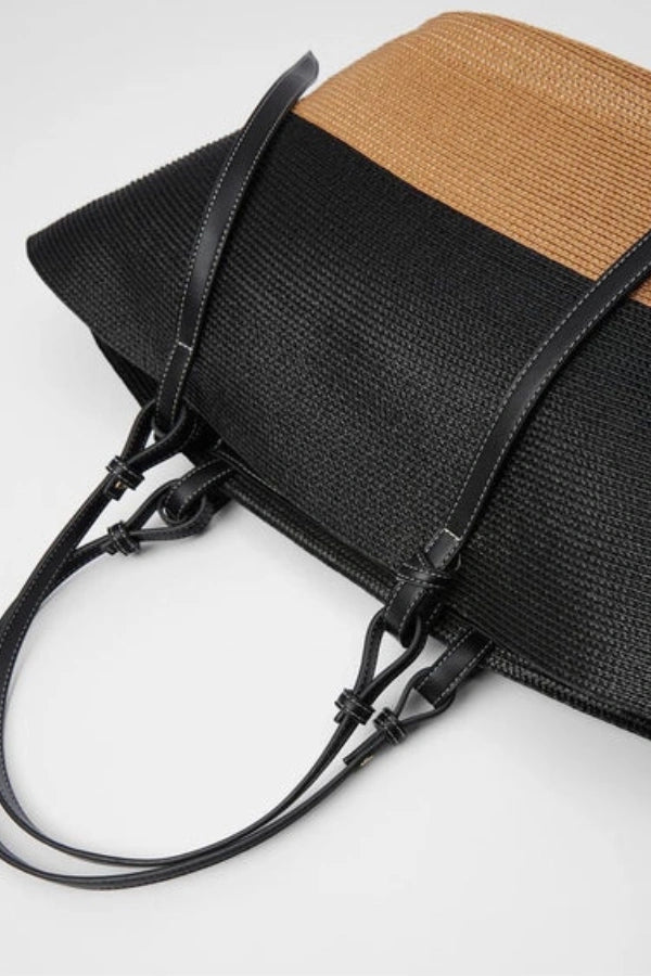 Well Tailored Bag with a Graceful Silhouette