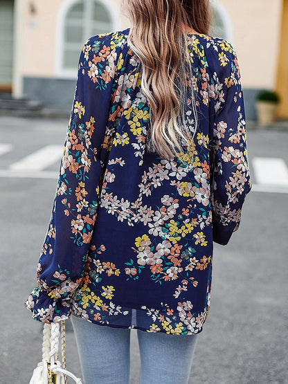 Classic Vintage & Enduringly Stylish Blouse