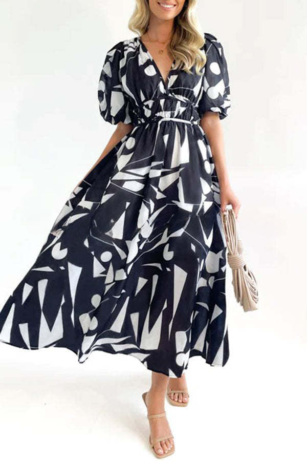 Gracefully Styled Dress for Any Occasion