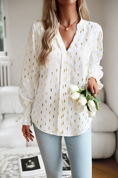 Gracefully Styled Pullover for Any Occasion