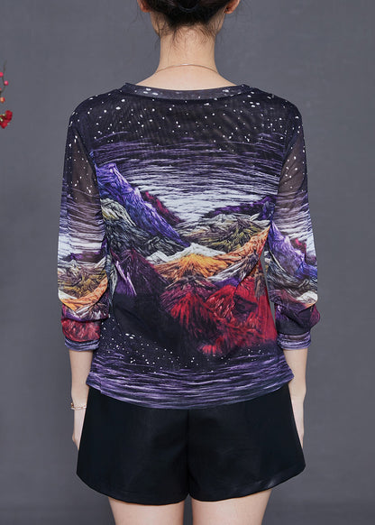 Well Tailored Top with a Graceful Silhouette