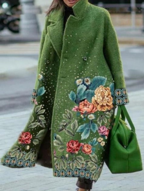 Well Tailored Coat with a Graceful Silhouette