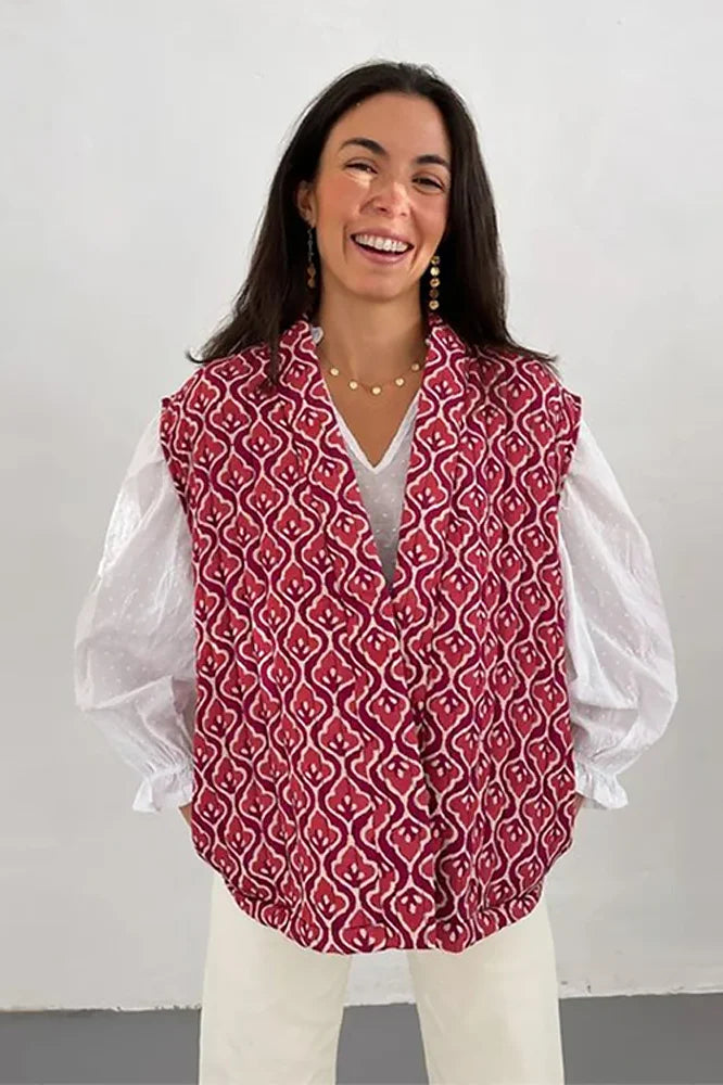 Classic Vintage Top with a Flattering Fit