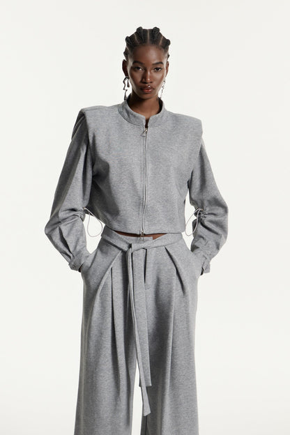 Well Tailored Top with a Graceful Silhouette