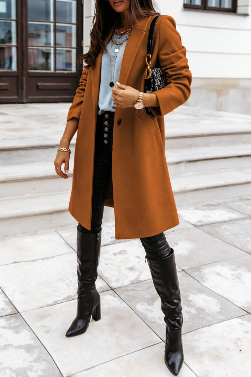 Effortlessly Elegant Garment with a Timeless Design