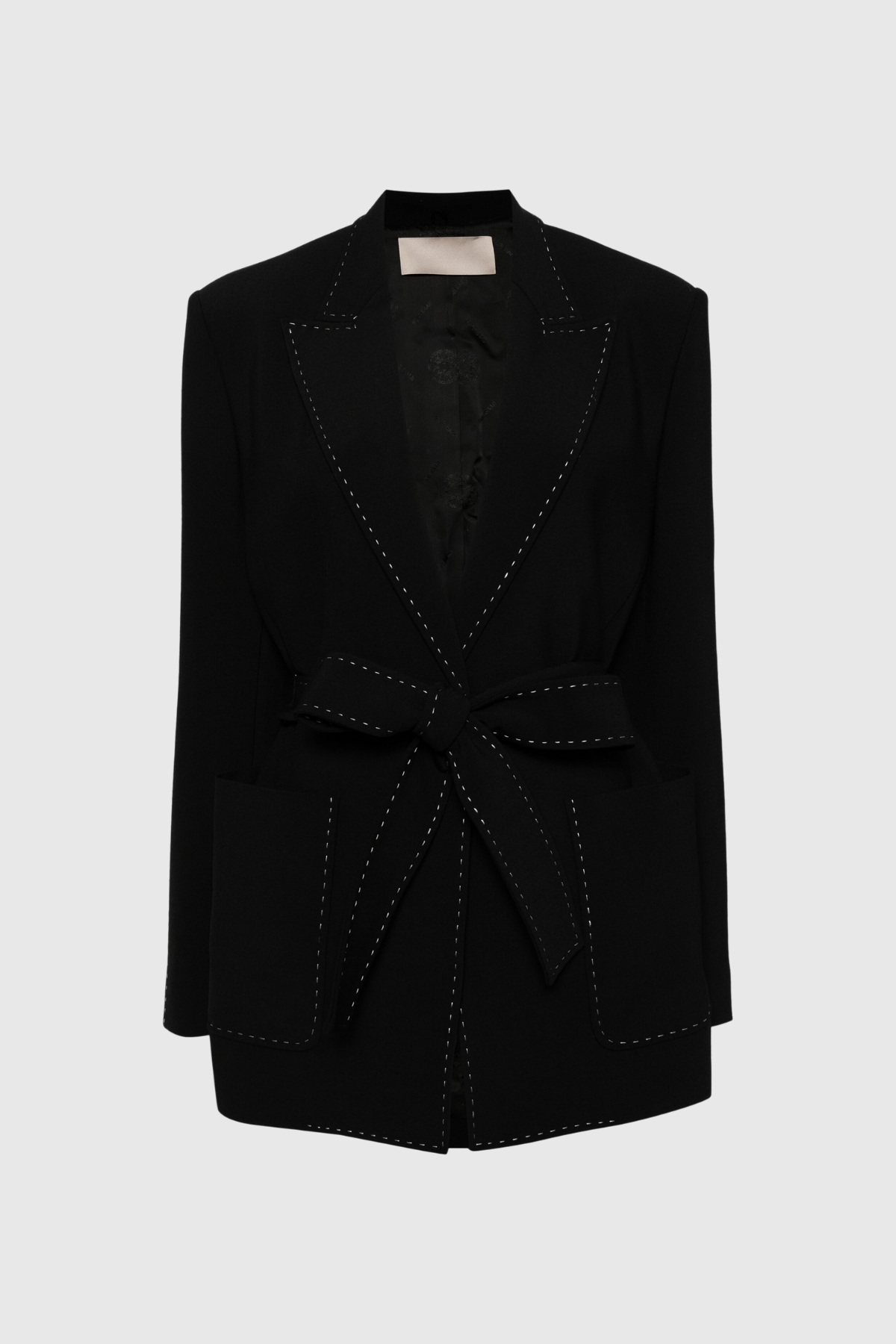 Well Tailored Pants with a Graceful Silhouette