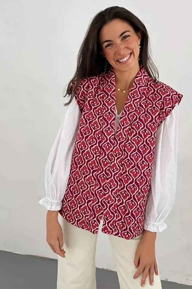 Classic Vintage Top with a Flattering Fit