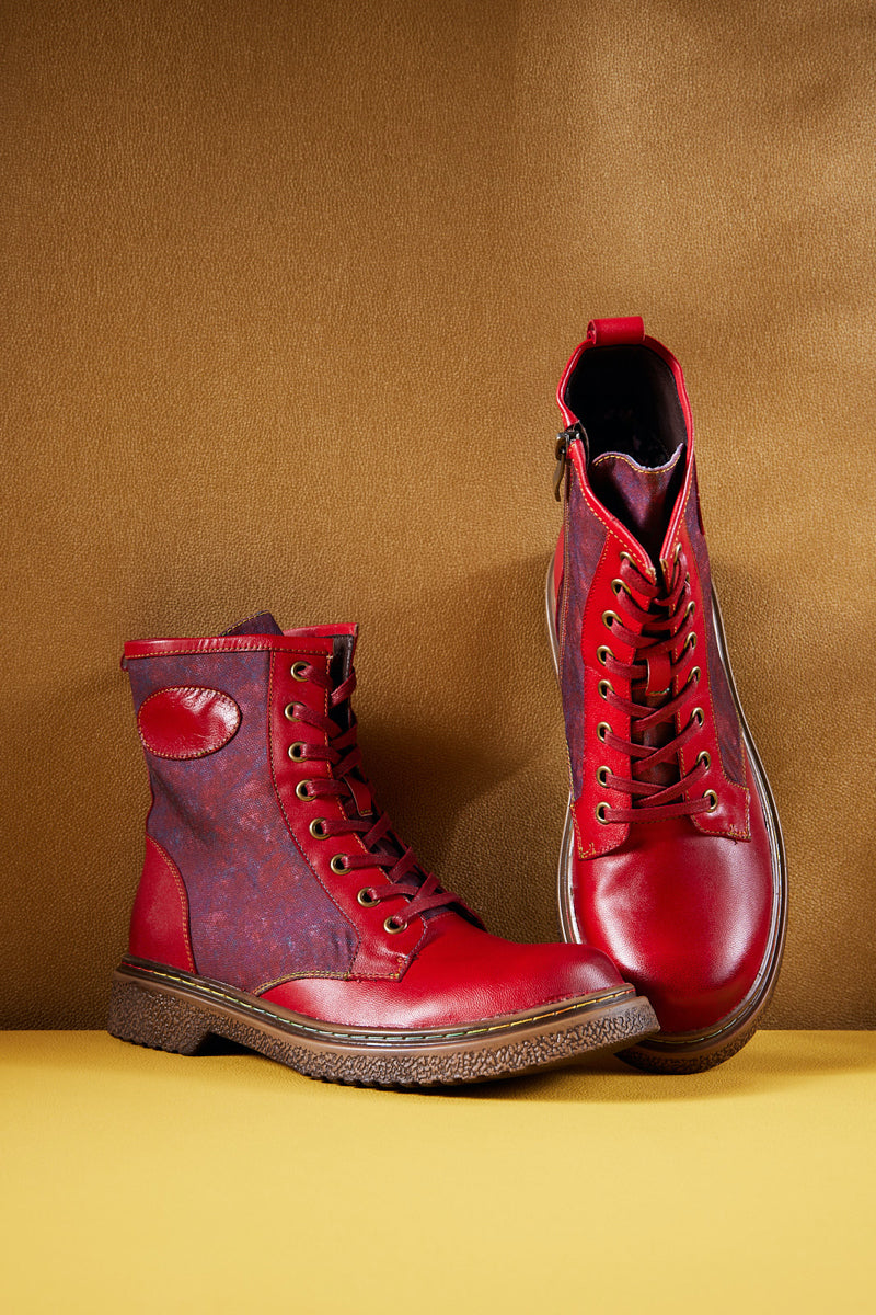 Classic Vintage Boots with a Flattering Fit