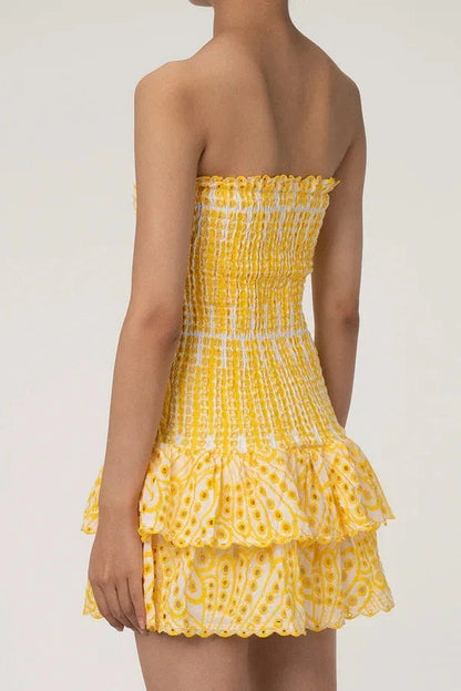 Gracefully Styled Dress for Any Occasion