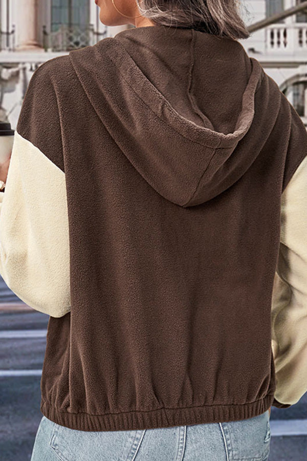 Elegantly Styled Cardigan for Everyday Wear