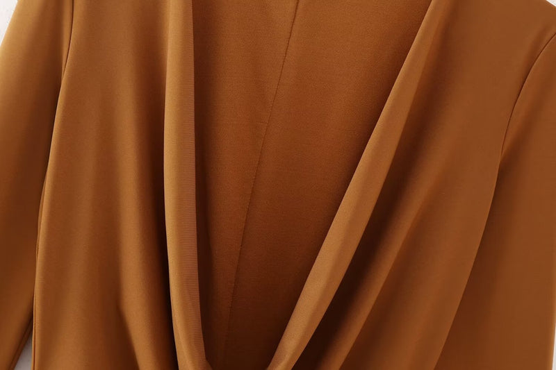 Sophisticated Dress with a Clean Classic Look