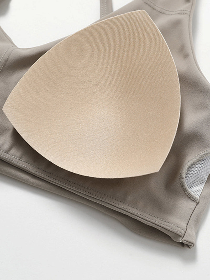 Well Tailored Garment with a Graceful Silhouette
